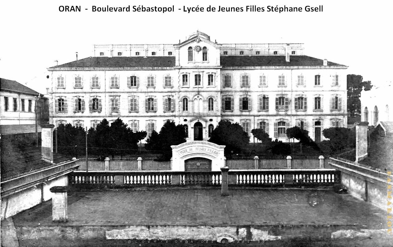 Oran - Boulevard Sebastopol - Lycee de Jeunes Filles Stephane Gsell.jpg